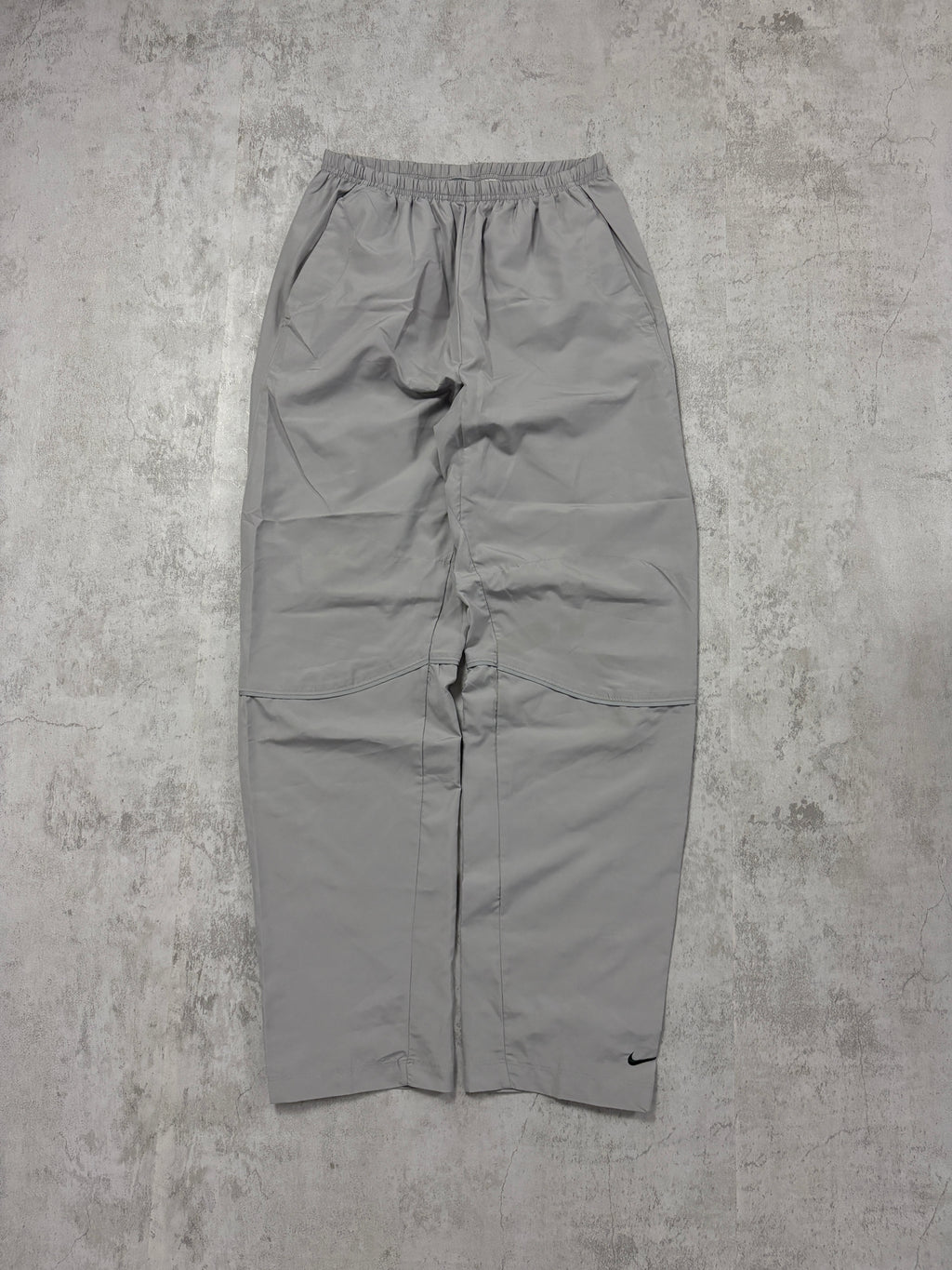 Pantalón Nike Vintage Gris