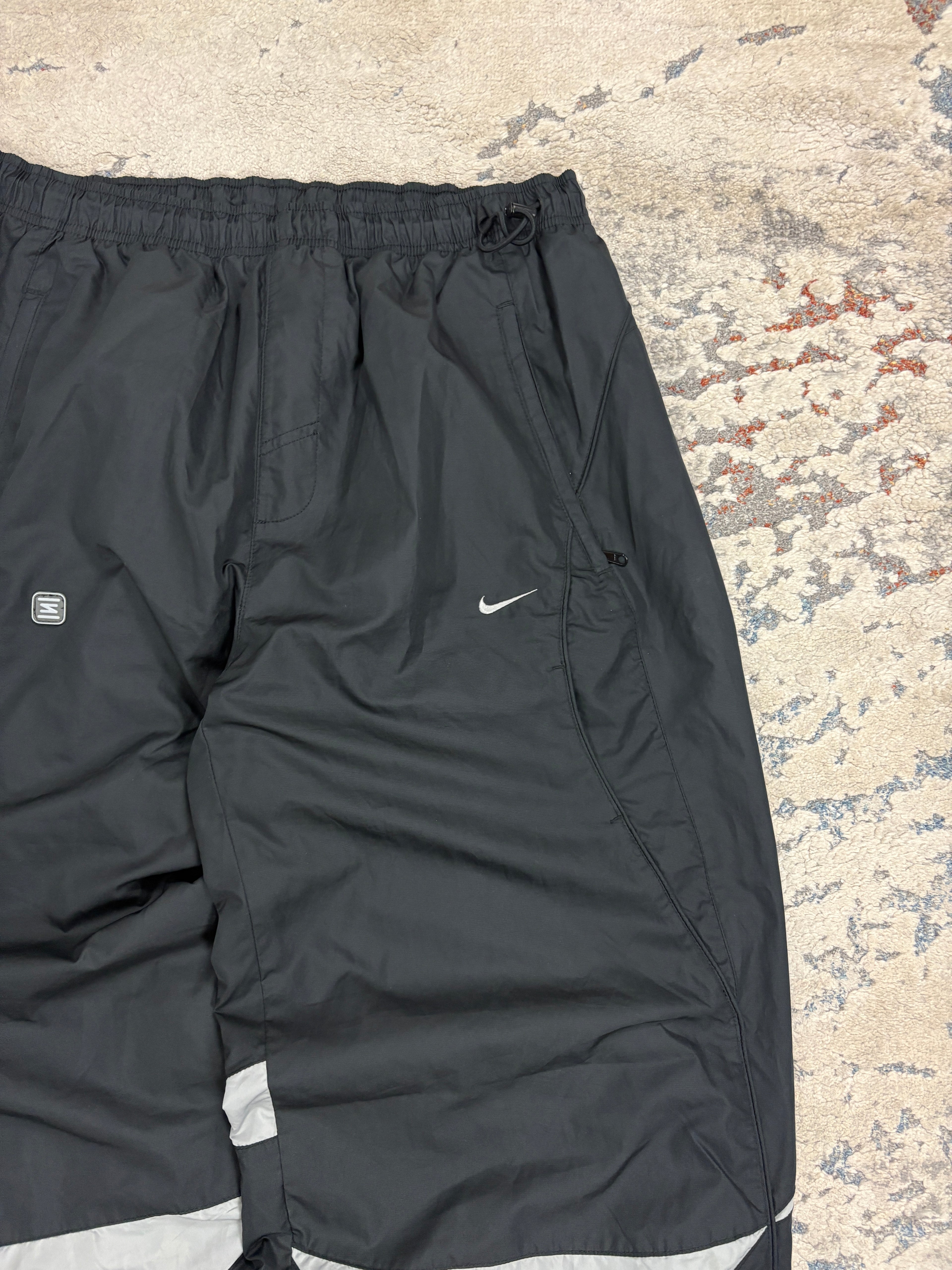 Pantalón Nike Shox Vintage Negro | Talla L