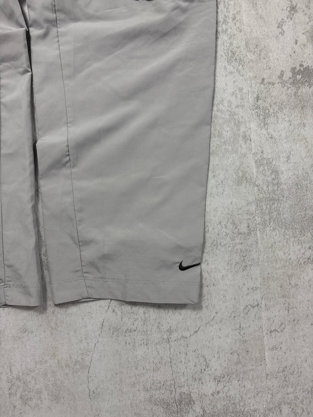 Pantalón Nike Vintage Gris