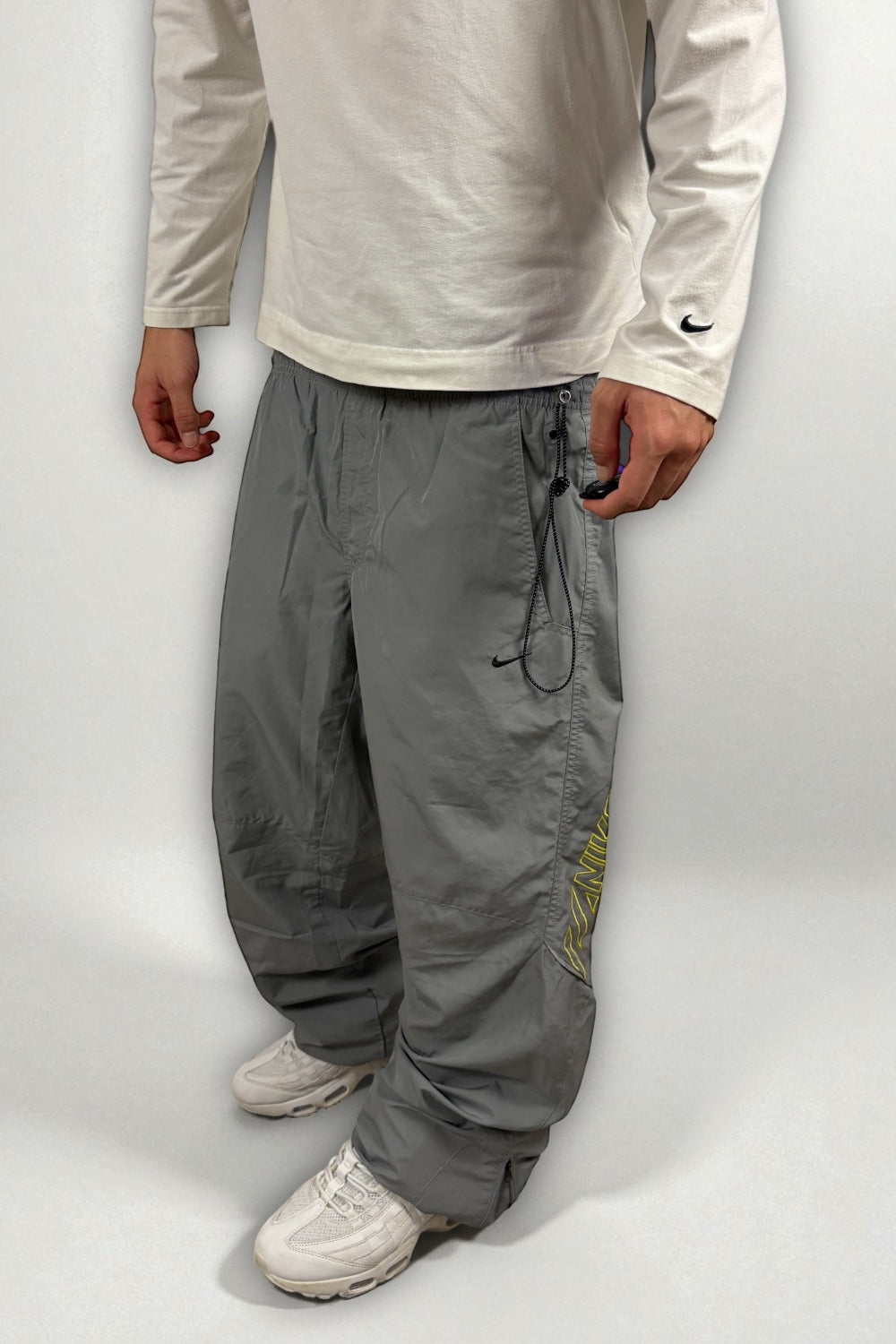 Pantalón Nike Vintage Gris | Talla M